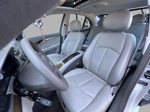 Used 2008 Mercedes-Benz E 350 Sedan image 28
