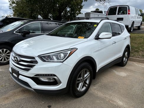 Used 2018 Hyundai Santa Fe Sport AWD/4WD image 3