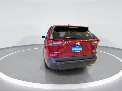 Used 2025 Toyota RAV4 XLE image 7