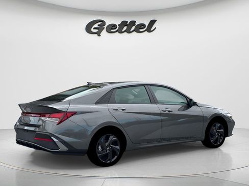 New 2026 Hyundai Elantra Sport FWD image 8