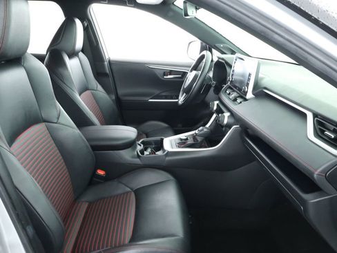 Used 2021 Toyota RAV4 XSE w/ Weather Package image 22