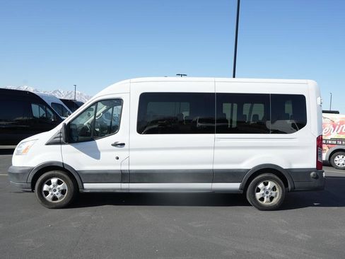 Used 2019 Ford Transit 350 XLT image 4