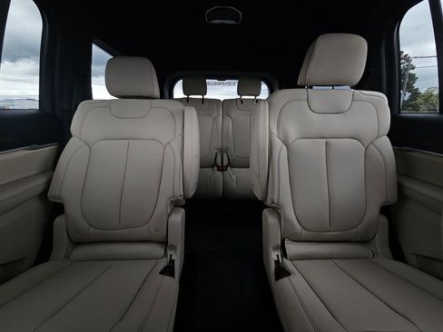 New 2026 Jeep Grand Cherokee L Limited image 32