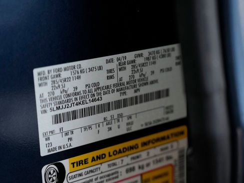 Used 2019 Lincoln Navigator Select image 69