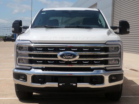 New 2026 Ford F250 Lariat RWD image 4