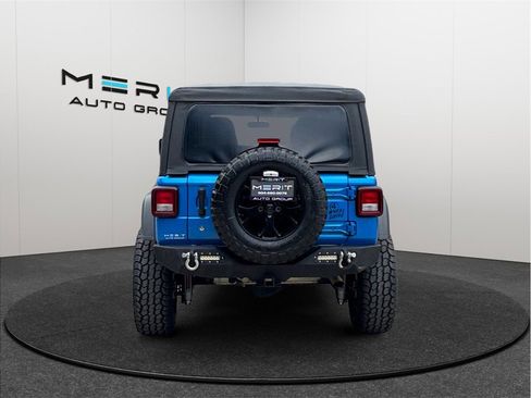 Used 2021 Jeep Wrangler Unlimited Willys AWD/4WD image 8
