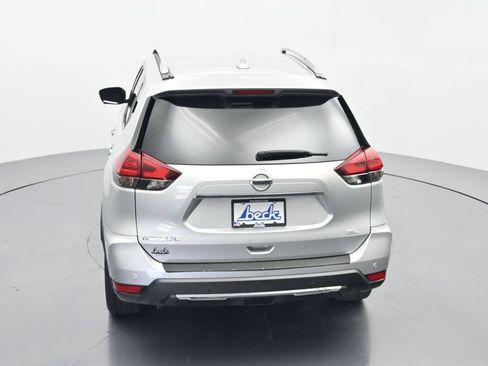 Used 2019 Nissan Rogue SL FWD image 34