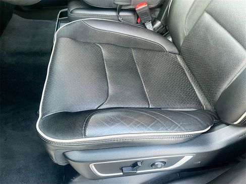 Used 2020 RAM 1500 Laramie image 19