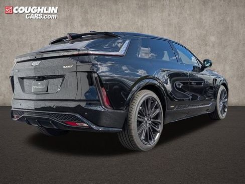 New 2026 Cadillac Lyriq V w/ LPO, Floor Liner Package image 7