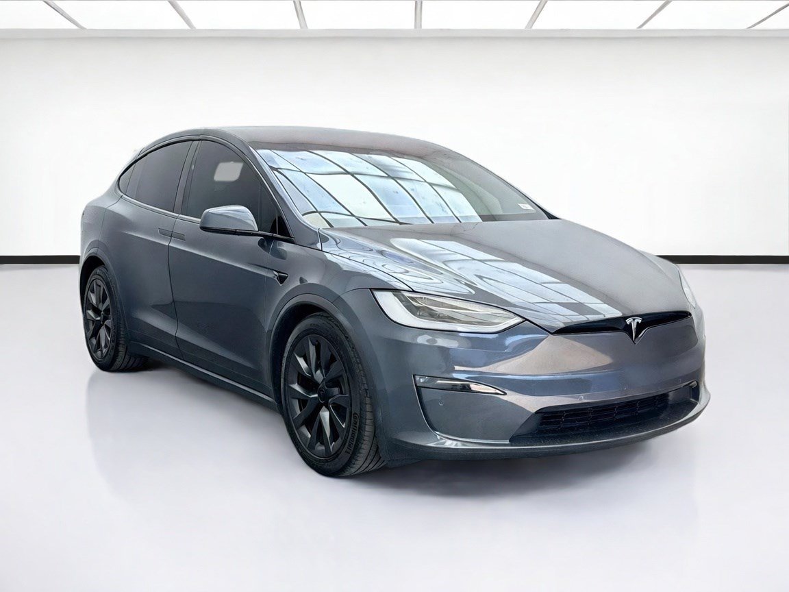 Used 2023 Tesla Model X AWD/4WD image 3