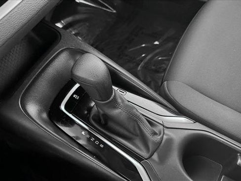 Used 2024 Toyota Corolla LE image 16