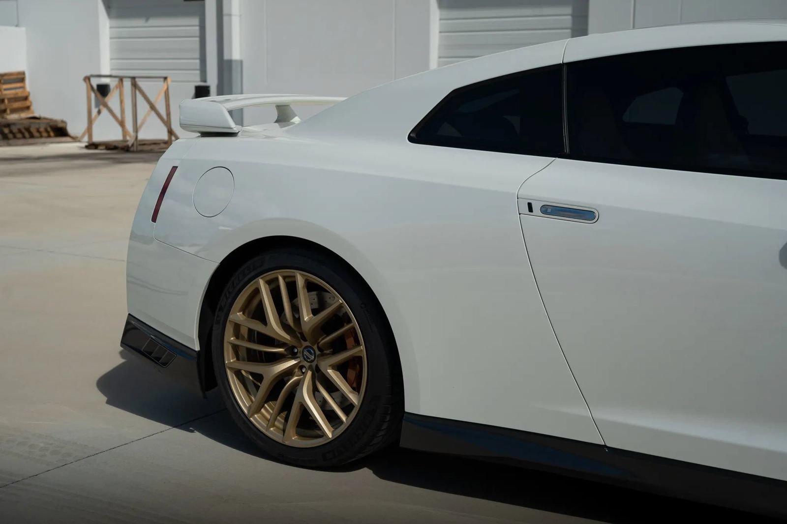 Used 2017 Nissan GT-R Premium w/ Premium Interior Package AWD/4WD image 83