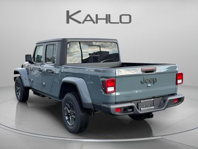 New 2026 Jeep Gladiator Sport