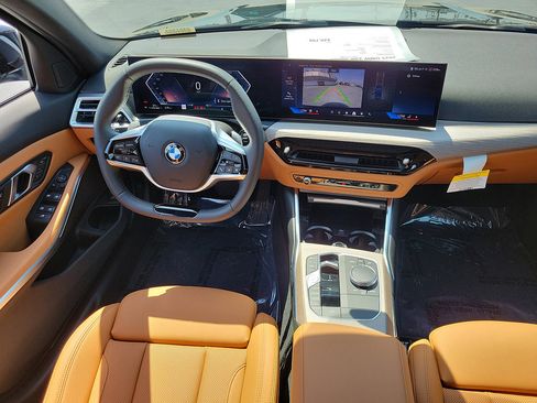 Used 2025 BMW 330i Sedan w/ Convenience Package RWD image 10
