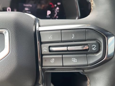 Used 2024 GMC Canyon AT4 w/ AT4 Premium Package AWD/4WD image 24