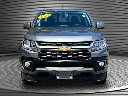 Used 2022 Chevrolet Colorado LT w/ LT Convenience Package AWD/4WD image 2