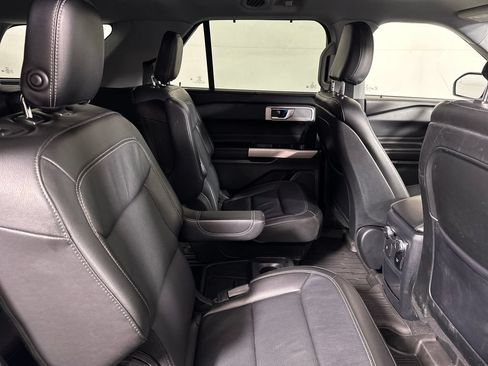 Used 2020 Ford Explorer Limited w/ Class III Trailer Tow Package AWD/4WD image 33