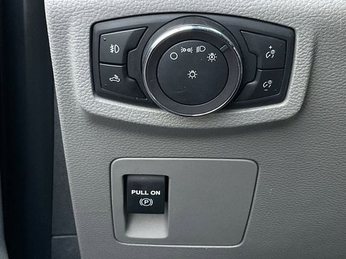 Used 2019 Ford F150 XLT image 35