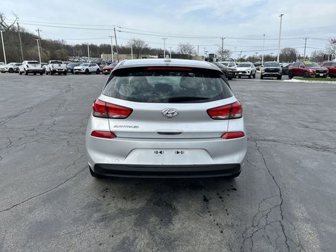 Used 2019 Hyundai Elantra GT image 7