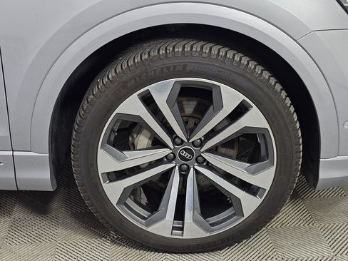 Used 2021 Audi Q8 Prestige AWD/4WD image 10