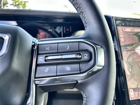 New 2026 GMC Yukon XL Denali w/ LPO, Floor Liner Package image 32