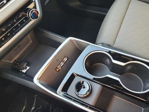 New 2026 Chevrolet Equinox LT w/ Convenience Package II image 20