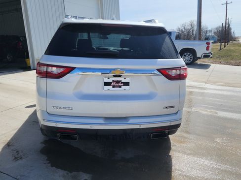 Used 2018 Chevrolet Traverse Premier w/ Driver Confidence II Package image 5