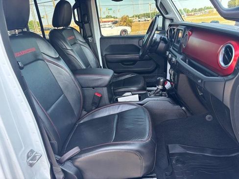 Used 2018 Jeep Wrangler Unlimited Rubicon AWD/4WD image 15