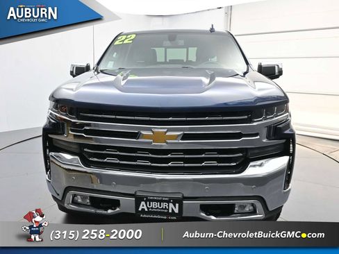 Used 2022 Chevrolet Silverado 1500 LTZ AWD/4WD image 3