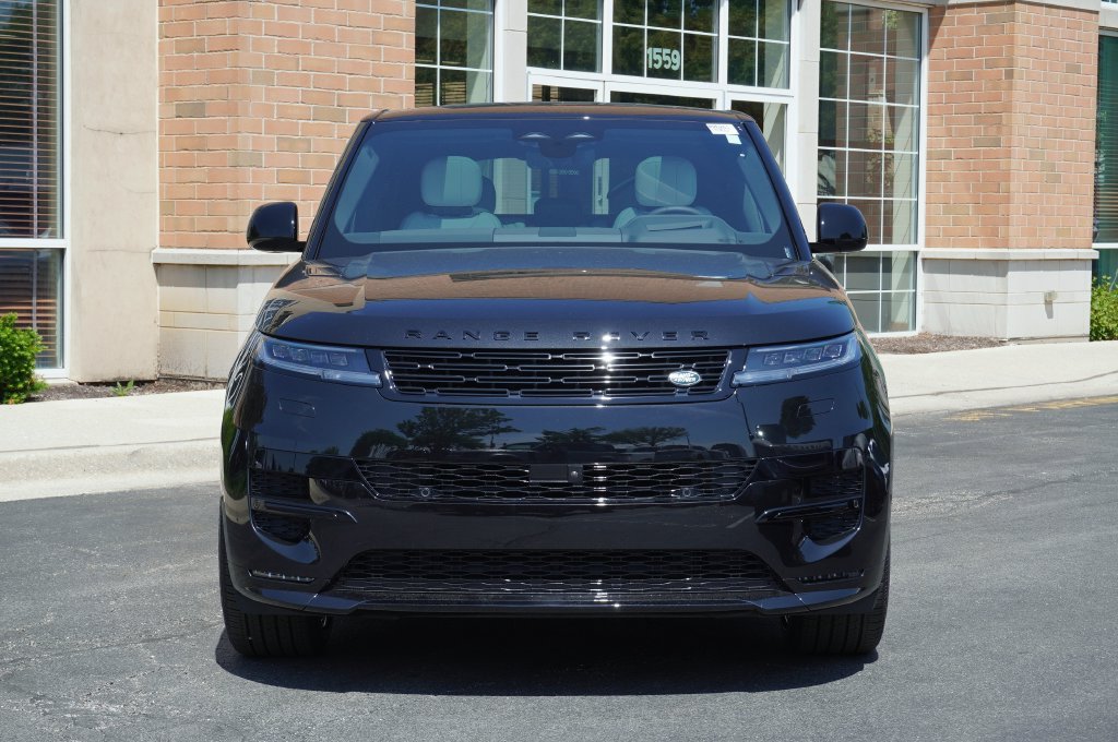 New 2026 Land Rover Range Rover Sport Dynamic SE AWD/4WD image 4