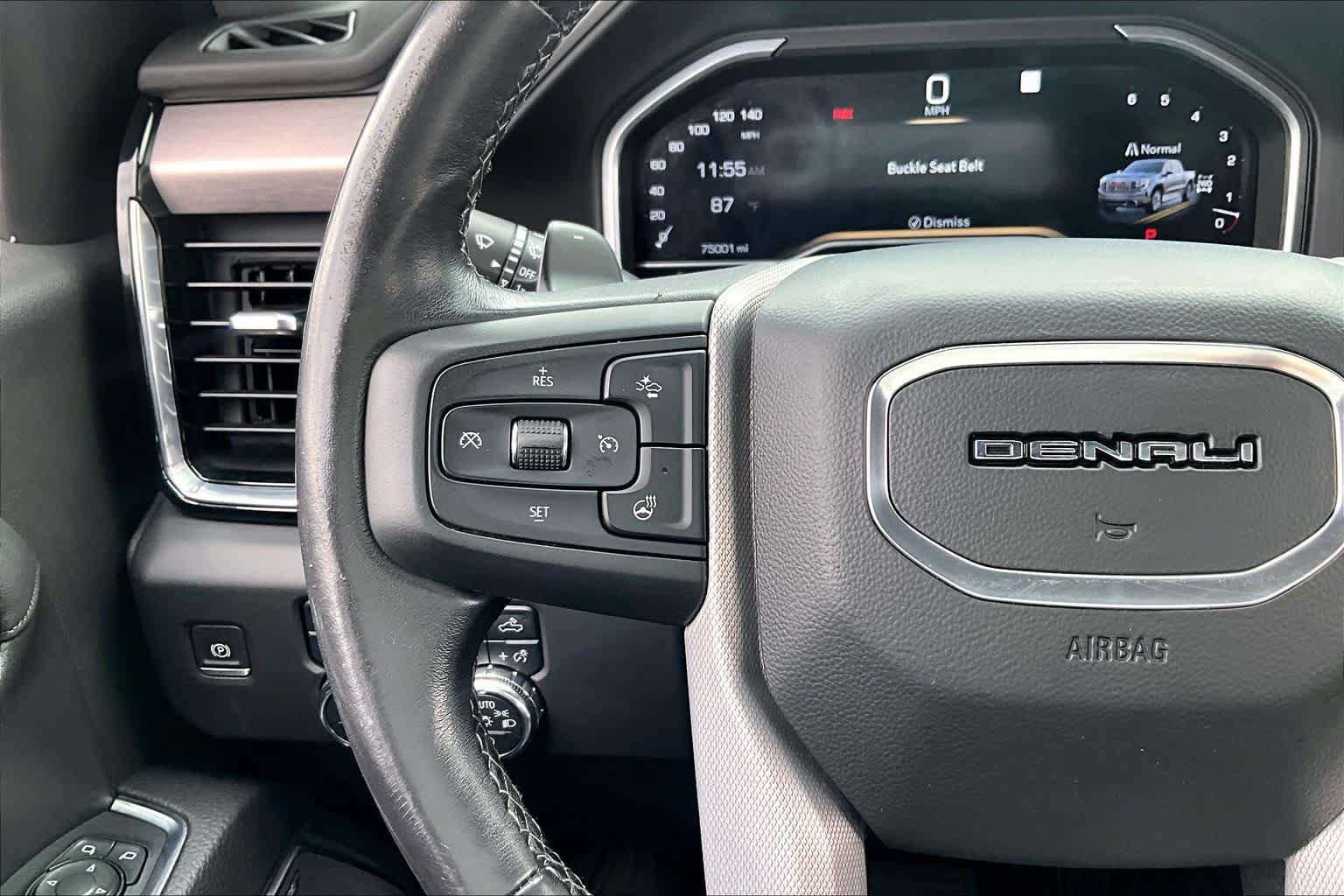 Used 2022 GMC Sierra 1500 Denali AWD/4WD image 24