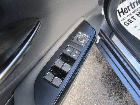 Used 2023 Lexus ES 350 w/ Premium Package image 15