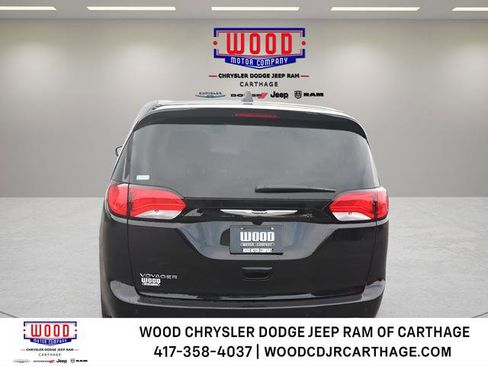 New 2026 Chrysler Voyager LX FWD image 4