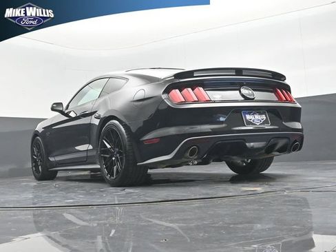 Used 2017 Ford Mustang GT Premium RWD image 21