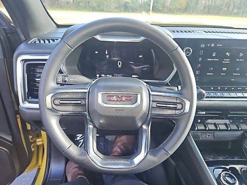 Certified 2023 GMC Canyon Elevation w/ Elevation Premium Package image 17