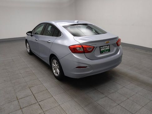 Used 2018 Chevrolet Cruze LT w/ Convenience Package FWD image 5