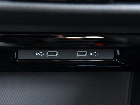 New 2026 Volkswagen GTI SE FWD image 16