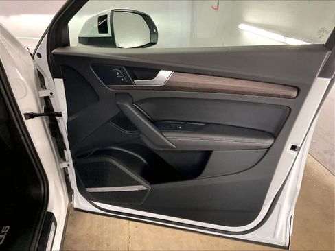 Used 2023 Audi Q5 2.0T Premium Plus w/ Premium Plus Package image 23