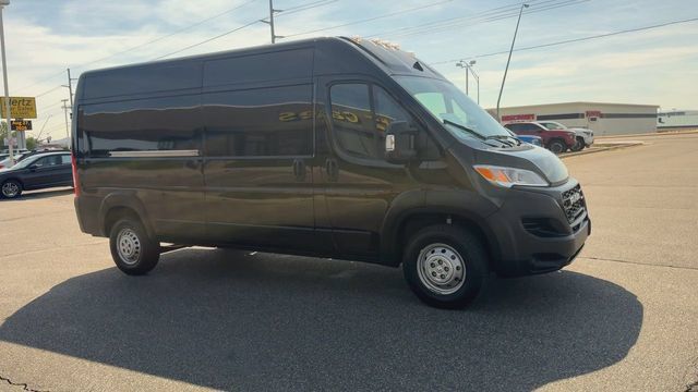 Used 2025 RAM ProMaster 2500 FWD image 2