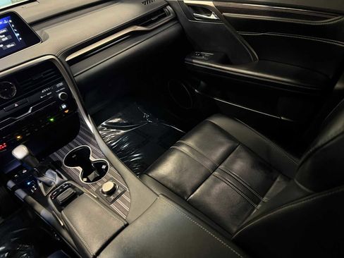 Used 2019 Lexus RX 350L Luxury image 11