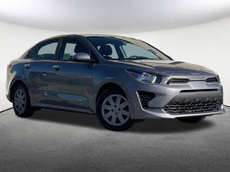 Used 2023 Kia Rio S video 2