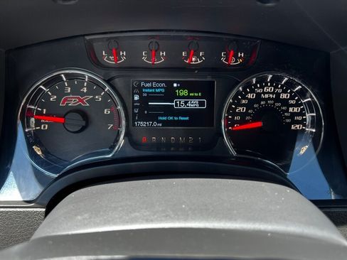 Used 2014 Ford F150 FX4 w/ Equipment Group 402A Luxury AWD/4WD image 34