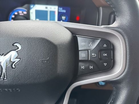 Used 2024 Ford Bronco Outer Banks image 24