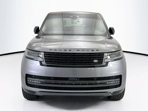 Certified 2025 Land Rover Range Rover Long Wheelbase SE AWD/4WD image 2