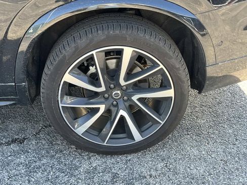 Used 2023 Volvo XC90 B6 Plus w/ Protection Package Premier image 12