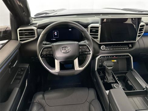 Used 2024 Toyota Tundra Platinum image 37