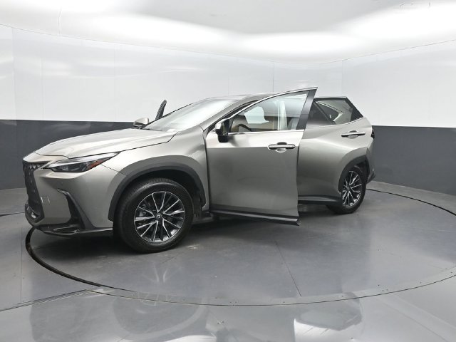 Used 2025 Lexus NX 250 FWD w/ Accessory Package (Z1) image 37