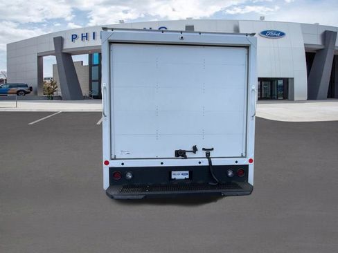 New 2024 Ford E-450 and Econoline 450 Super Duty w/ Driver's Safety Package RWD image 7