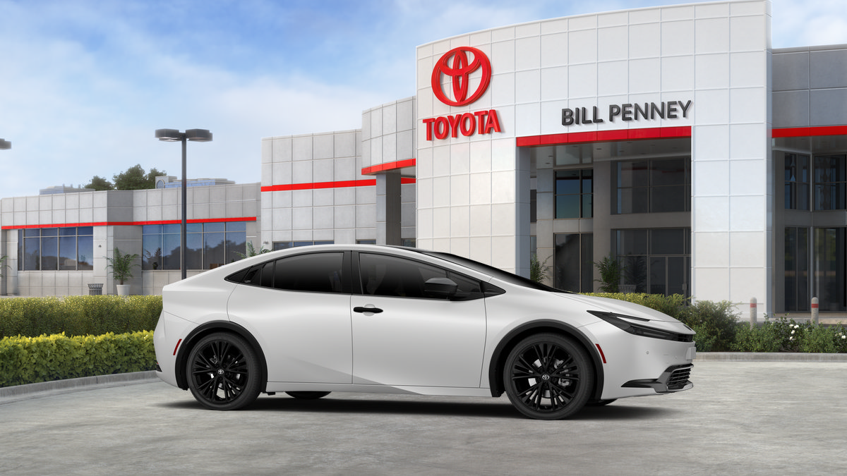 New 2027 Toyota Prius FWD image 13