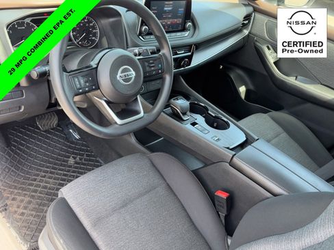 Certified 2021 Nissan Rogue SV FWD image 16